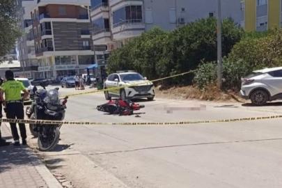 Otomobil ile çarpışan motosikletin genç sürücüsü hayatını kaybetti