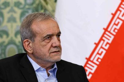 Pezeşkiyan: "Balistik füzelerle ilgili hiçbir müzakere yapılmadı ve yapılmayacak da"