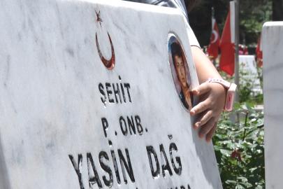 Şehit babalarının buruk Babalar Günü: "O bize gelemiyor, biz ona geldik"