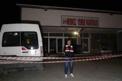 Tartıştığı şahsın çalıştığı iş yerini basıp kurşun yağdırdı: 1 ölü