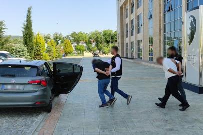 Uşak’ta uyuşturucu operasyonlarında gözaltına alınan 16 şüpheli tutuklandı