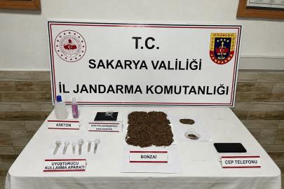 Uyuşturucu operasyonunda 212 kök kenevir ele geçirildi, 3 şüpheli tutuklandı