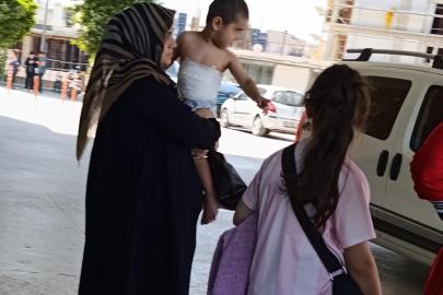Üzerine kaynar çay dökülen çocuk hastaneye kaldırıldı