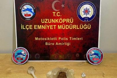 Uzunköprü’de şüpheli araçtan uyuşturucu çıktı