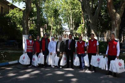 Vakıflar 1. Bölge Müdürlüğü’nden Darülaceze’ye Babalar Günü ziyareti