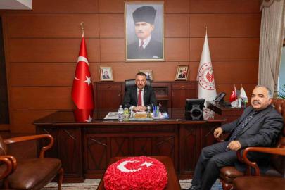 Vali Hacıbektaşoğlu, İl Müftüsü Demir’i kabul etti