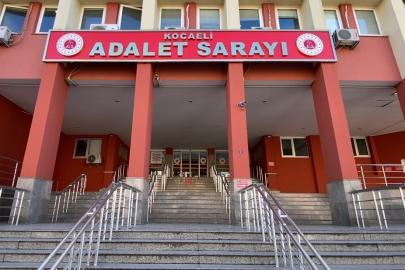 Zihinsel engelli kadın amcasının ölümüne neden olduğu iddiasıyla yargılanıyor