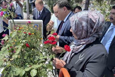 15 Temmuz şehidi Kübra Doğanay, kabri başında anıldı