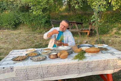 "Buz Adam Ötzi"nin midesindeki siyezi merak eden ünlü şef, Kastamonu’da 12 bin yıllık "Hitit buğdayı"nı inceledi