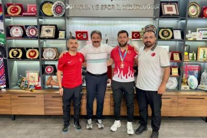 Eskişehirli güreşçiler Türkiye ikincisi oldu