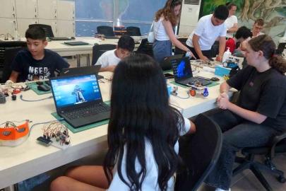 Menteşe Çocuk Bilim Parkı’nda yıl sonu robotik şenliği