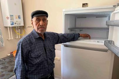 Sahte polisler yaşlı adamın önce elini öptüler sonra buzluktaki 351 bin TL’lik altınları götürdüler