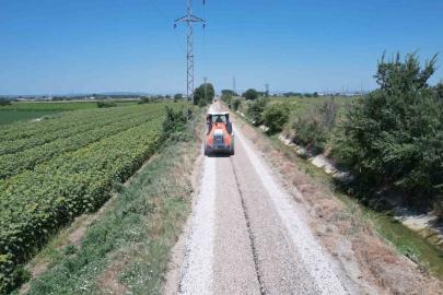 Şehzadeler’de çiftçinin beklediği yol yenilendi