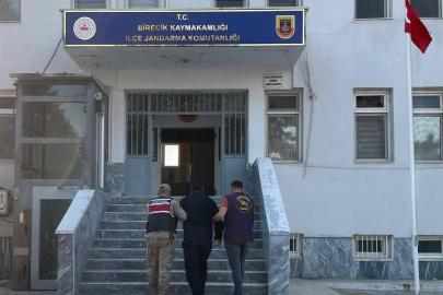 Silahla yağma suçundan aranan şahıs yakalandı
