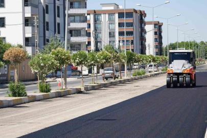 Üçüncü çevre yolunda asfalt çalışması yapılıyor