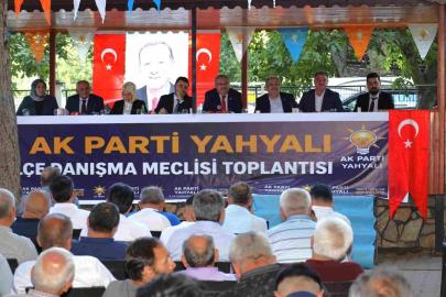 AK Parti Yahyalı İlçe Başkanı Sarıçiçek: "Bizler bu yola koltuk sevdasıyla değil, hizmet sevdasıyla çıktık"