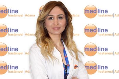 Dr. Özbek: "Aileler çocuklarına susamalarını beklemeden düzenli aralıklarla su içirmeli"