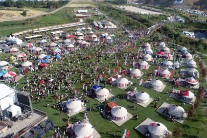 Kahramanmaraş’ın kültürel zenginlikleri Ahlat’ta dünyaya tanıtıldı
