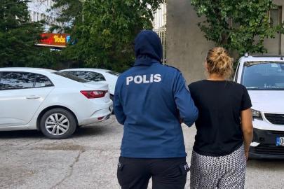 19 yıl 8 ay hapis cezasıyla aranan firari hükümlü gizli bölmede yakalandı