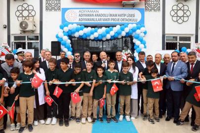 Adıyaman’da 16 derslikli imam hatip ortaokulu açıldı