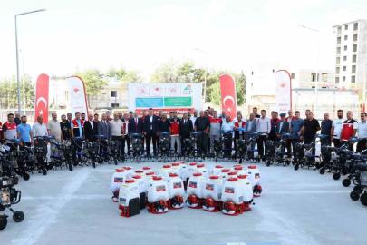 Adıyaman’da çiftçilere tarım alet ve ekipmanı desteği