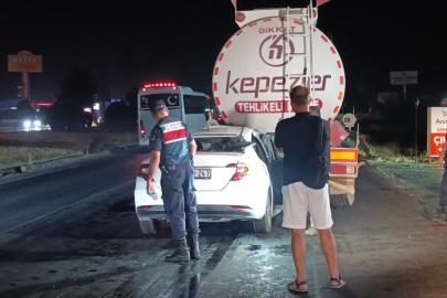 Akaryakıt tankerine arkadan çarpan otomobil 100 metre sürüklendi: 1 ölü