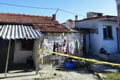 Akhisar’da eşi tarafından bıçaklanan kadın hayatını kaybetti