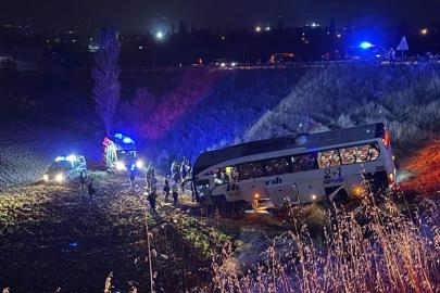 Amasya’da yolcu otobüsü şarampole uçtu: 24 yaralı