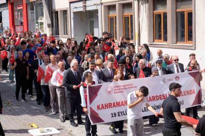Artvin’de Gaziler Günü kapsamında kortej yürüyüşü düzenlendi