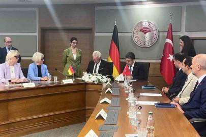 Bakan Yumaklı: "Almanya’ya tarımsal ürün ihracatımız yaklaşık 2,2 milyar dolar"
