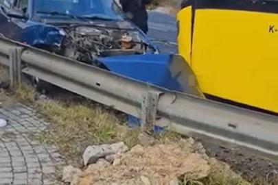 Başakşehir’de İETT otobüsü otomobille çarpıştı: 3 yaralı