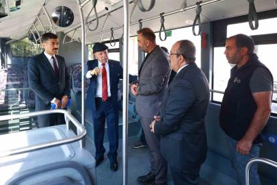 Başkan Sekmen halk otobüsü şoförleriyle bir araya geldi