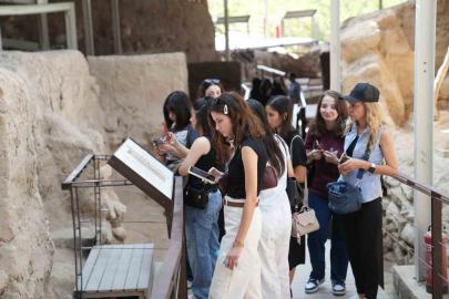 Battalgazi Belediyesi’nden üniversitelilere tarih ve kültür gezisi