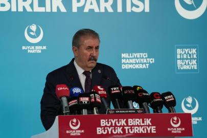 BBP Genel Başkanı Destici: "Bu zararlar mutlaka ama mutlaka vurgunculardan ve devleti soyanlardan karşılanmalıdır"