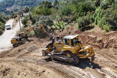 Benlidere’de ulaşımı rahatlatacak yol çalışması başlatıldı