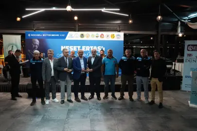 Bozkırın Tezenesi’ne Kocaeli'de vefa gecesi