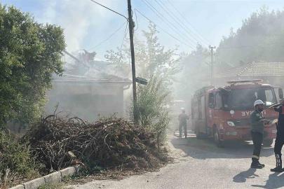 Burdur’da ev yangını: Dumanlar mahalleliyi tedirgin etti