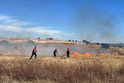 Çanakkale’de özel bakım merkezi yakınlarında korkutan ot yangını