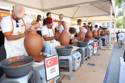 Çömlek Festivali’nde dünyaca ünlü eller yarıştı