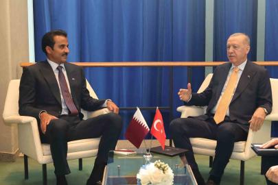 Cumhurbaşkanı Erdoğan, Katar Emiri Al Thani ile görüştü