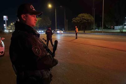 D-100’de polis ekiplerinden geniş çaplı denetim