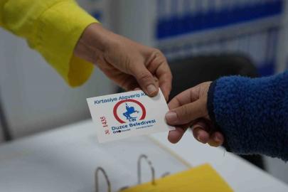 Düzce Belediyesi’nden öğrencilere 2 bin 500 liralık kırtasiye desteği