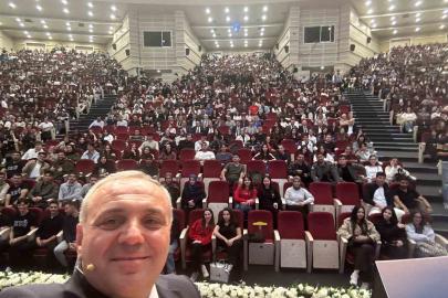 ERÜ’de yeni öğrencilere tanışma programı düzenlendi