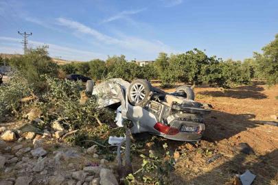 Gaziantep’te motosikletle çarpışan otomobil fıstık tarlasına uçtu: 1 ölü, 6 yaralı