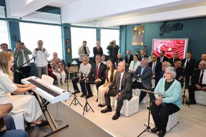 Genç yaşta vefat eden sanatçının adı, eşinin kurduğu müzik atölyesinde yaşatılacak