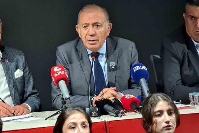 Gürsel Tekin: "Önümüzdeki günlerde partimizin Genel Başkanı, Genel Merkezi yeniden bir yapılanma konusunda kararını verecektir"