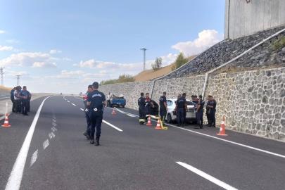 Hayrabolu’da seyir halindeki otomobile silahlı saldırı: 1 ölü