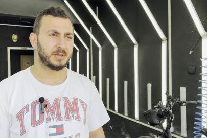 Hopa’da yemek yerken boğazına lokma kaçan çocuğu işletme sahibi kurtardı