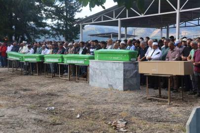 Kazada ölen 7 kişiye duygu dolu veda