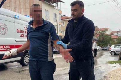 Kendi intihar teşebbüsünü ihbar edip polisle pazarlığa oturdu: "Polis gitmeden ben gitmiyorum"